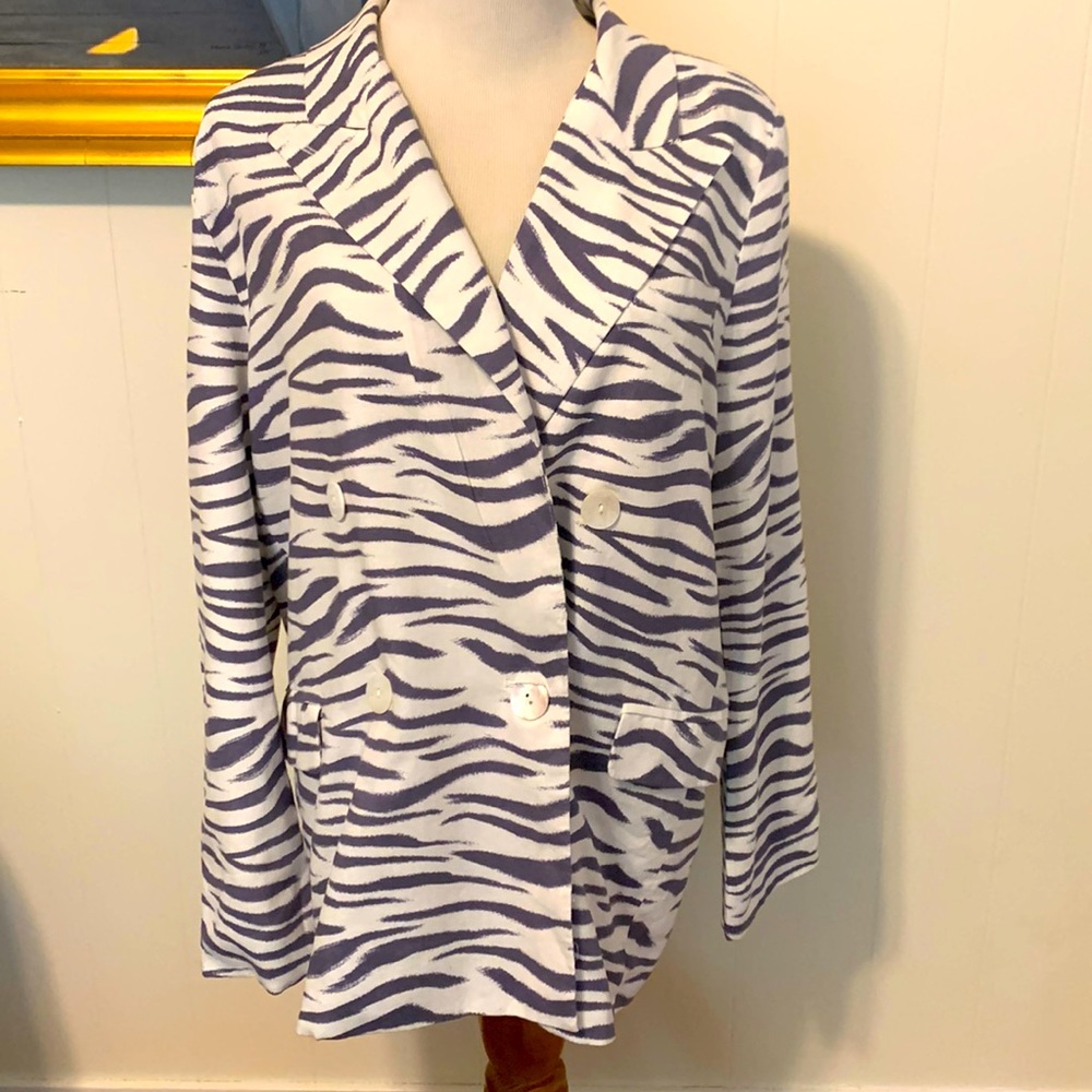 Olivaceous double breasted linen blazer